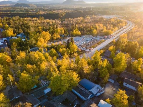 聚富人 【90号公路】赏秋旅行推荐：云南-腾冲